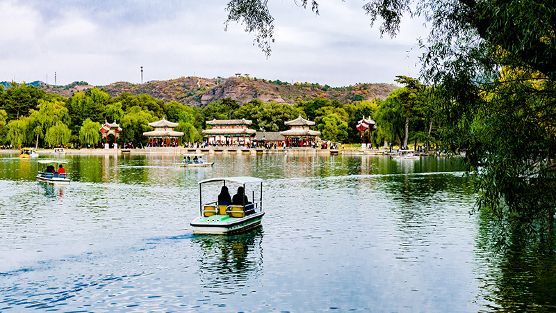 河北承德避暑山庄及其外围寺庙景观.1.jpg